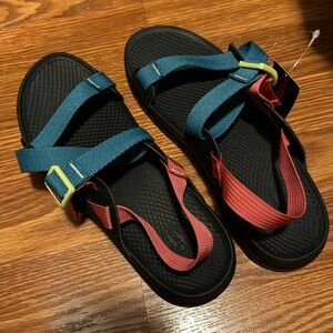 NWT Chaco Lowdown Sandals - Women’s 9